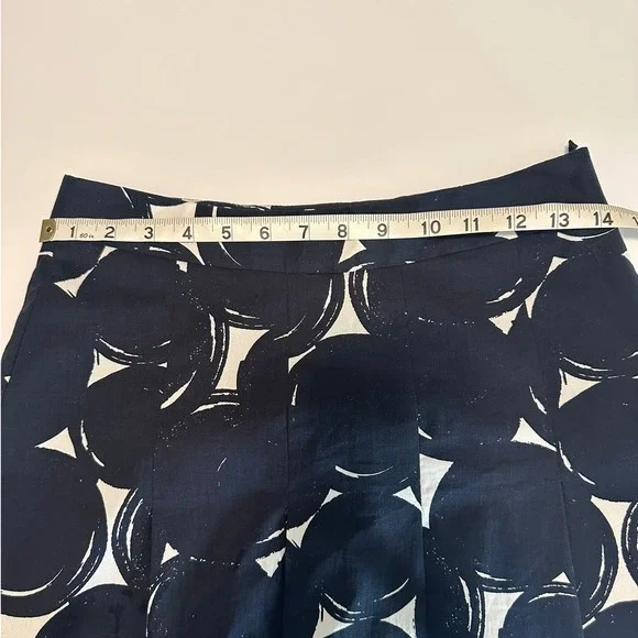 H&M Black White Abstract Circular Print A-Line Skirt High Waist Size 4 - Picture 7 of 7